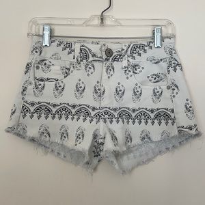 American Eagle White Jean Patterned Shorts